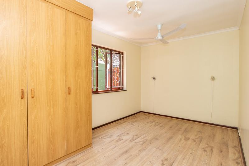 5 Bedroom Property for Sale in Bergvliet Western Cape